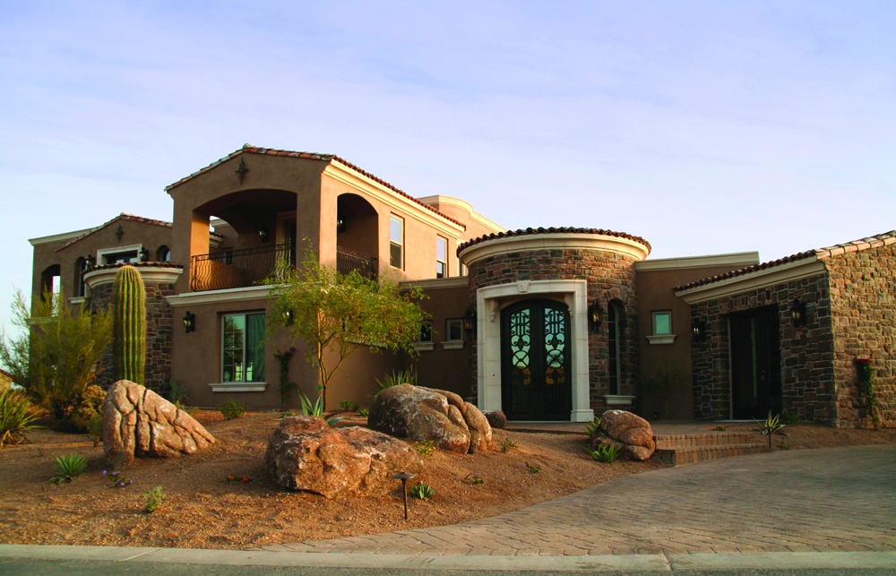 Southwest luxury home with desert landscaping in Scottsdale, Arizona